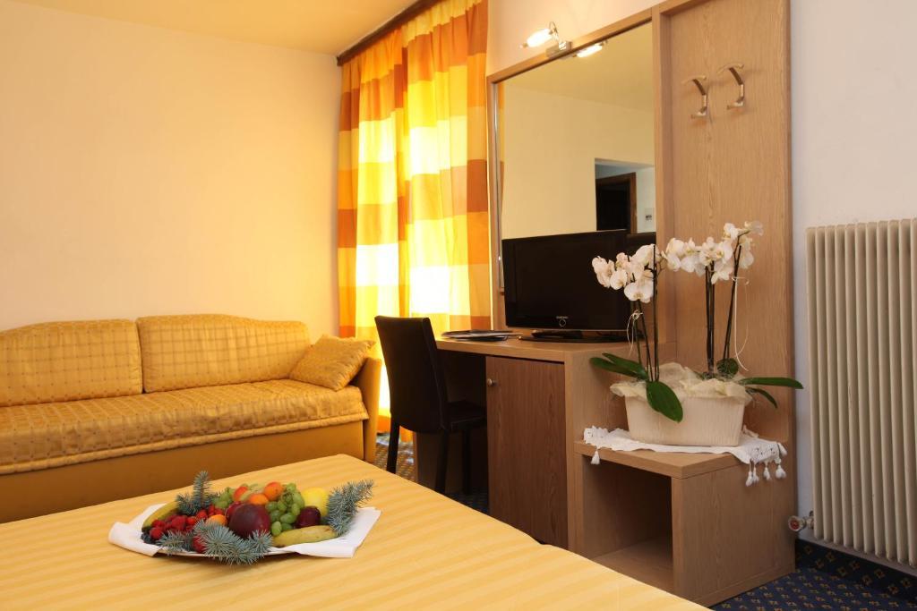 Royal Olympic Hotel Pinzolo Camera foto