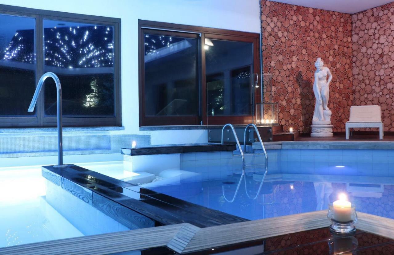 Royal Olympic Hotel Pinzolo Esterno foto